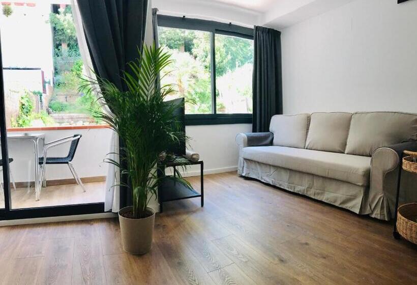 Апартаменты 1 Спальня Вид на Сад, Apartaments Voralmar