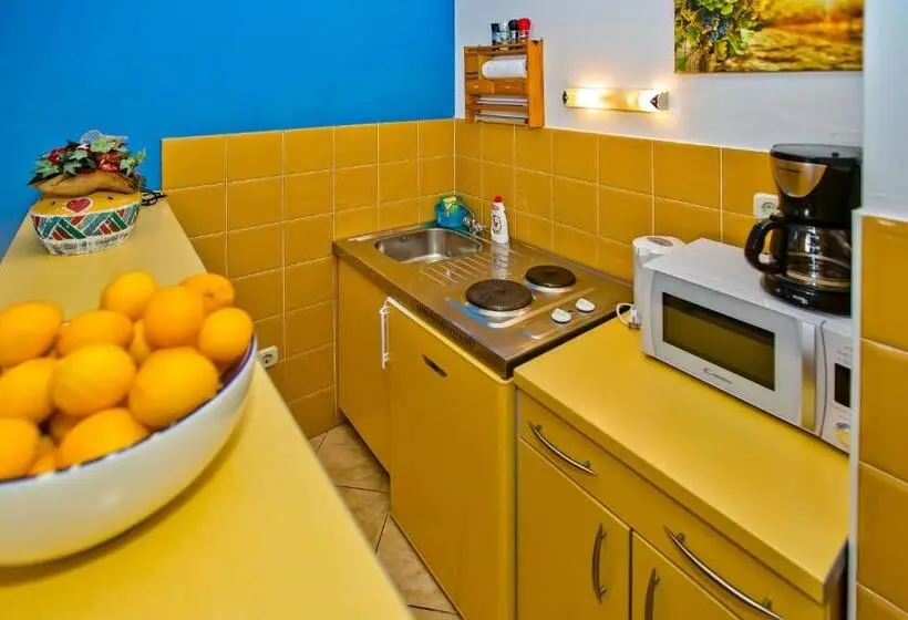 Superior-sviitti Merinäkymä, Apartments Softic