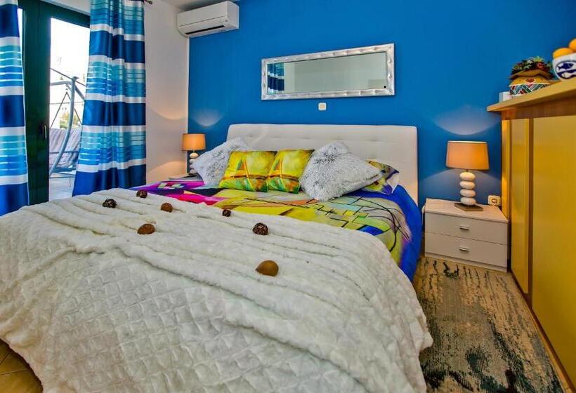 سوییت سوپریور با چشم‌انداز دریا, Apartments Softic