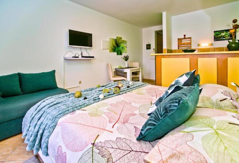 سوییت لوکس, Apartments Softic