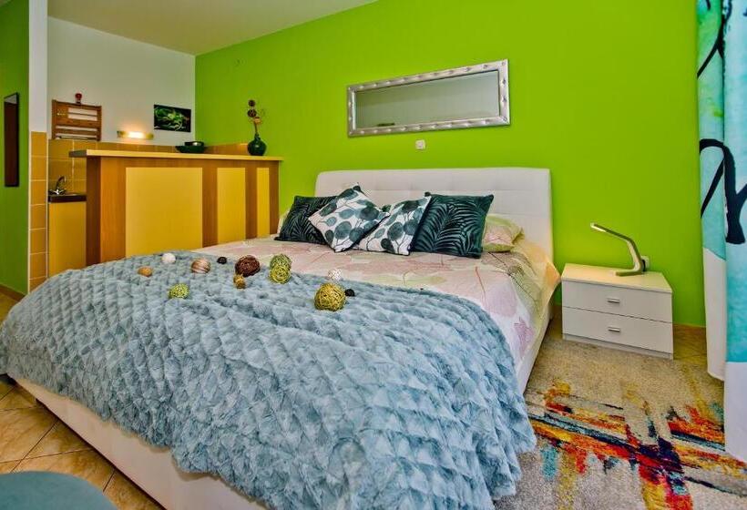 سوییت لوکس, Apartments Softic