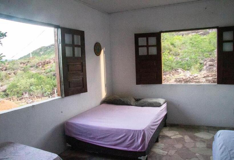 家庭山景房, Hostel Portal Do Pati