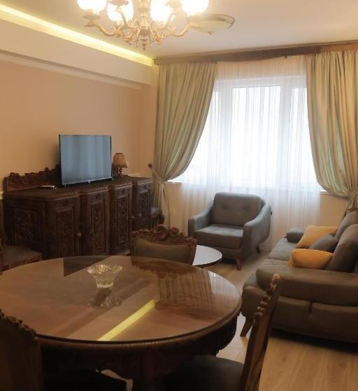 آپارتمان سوپریور 1 خوابه, Zaro Apartments