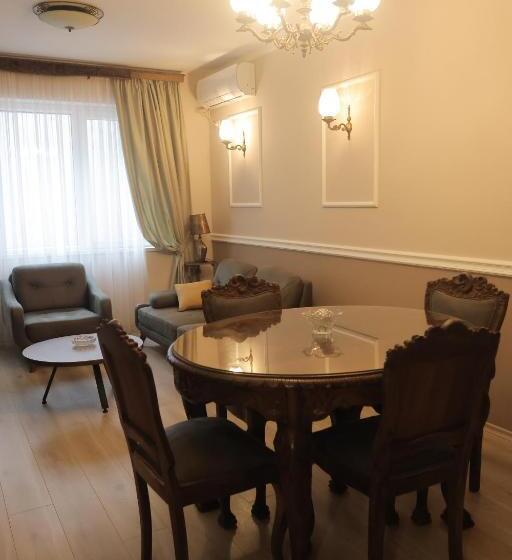 آپارتمان سوپریور 1 خوابه, Zaro Apartments