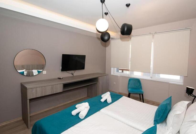 اتاق استاندارد, Zaro Apartments