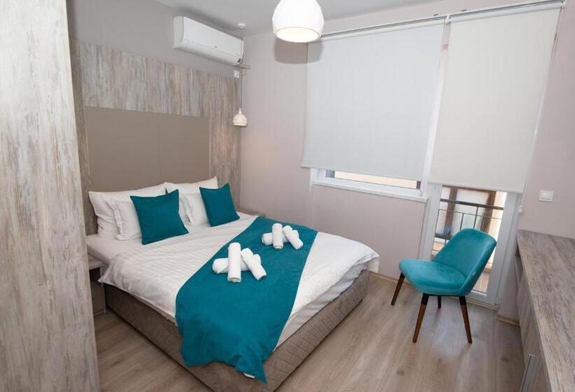 اتاق استاندارد با بالکن, Zaro Apartments