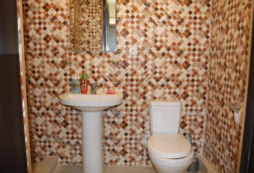 اتاق لوکس, 333