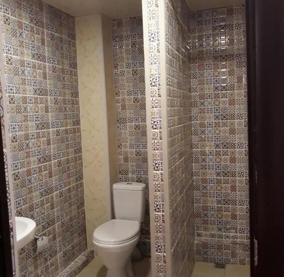 Economy Quadruple Room, 333