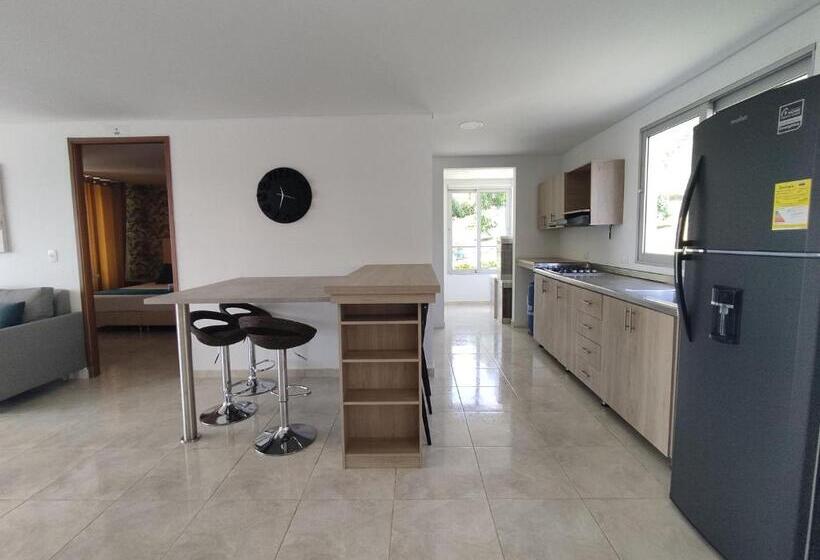 דירת חדר סופריור, Aguas Abiertas