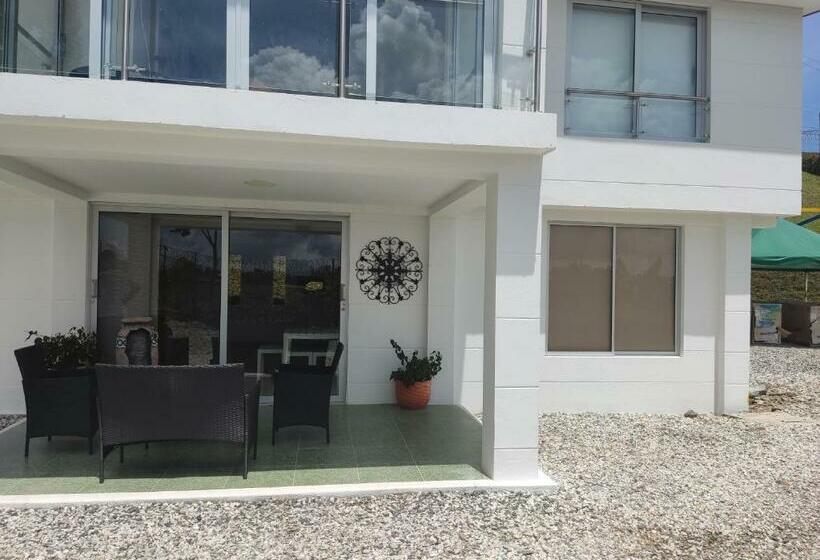 דירת חדר סופריור, Aguas Abiertas