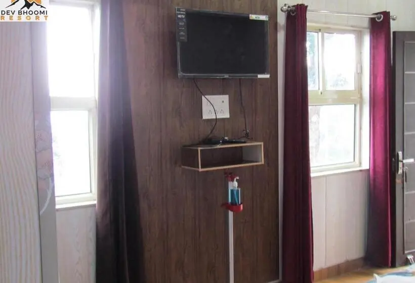 Habitación Deluxe, Dev Bhoomi Resort