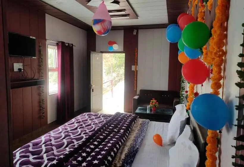 Habitación Superior Vista Montaña, Dev Bhoomi Resort