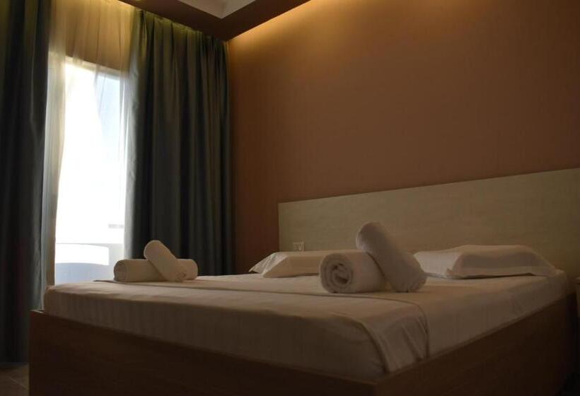 豪华房间, Qetesia Te Indriti