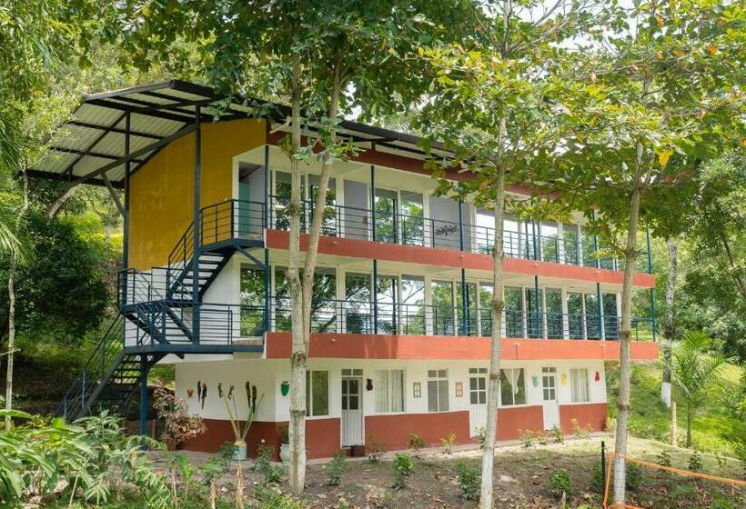 家庭间, Ikara Hotel Campestre Villeta