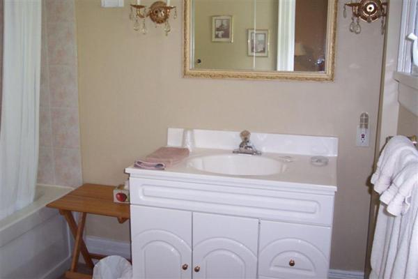 חדר סטנדרט עם מיטת קינג, Bernard Gray Hall Bed And Breakfast