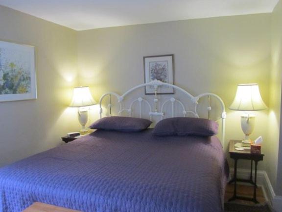חדר סטנדרט עם מיטת קינג, Bernard Gray Hall Bed And Breakfast
