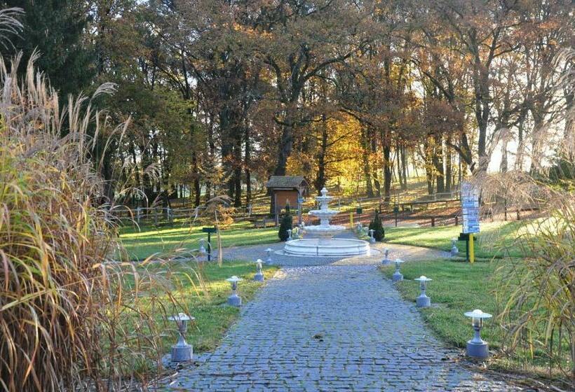 غرفة قياسية مطلّة علي الحديقة, La Maison Du Lac