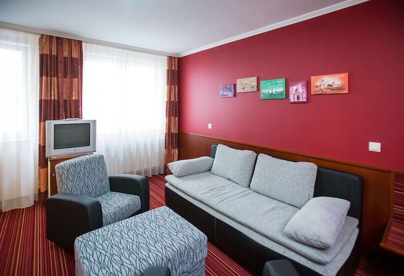2 Schlafzimmer Apartment, City Home Budapest