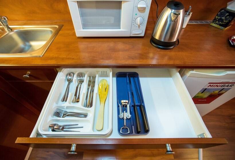 2 Schlafzimmer Apartment, City Home Budapest