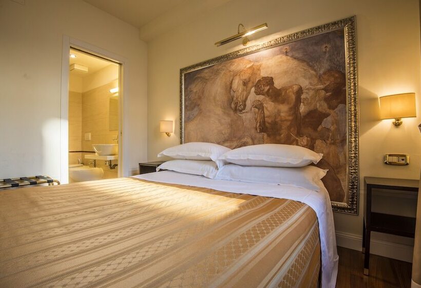 غرفة قياسية ثلاثية, Albergo Sant'Emidio