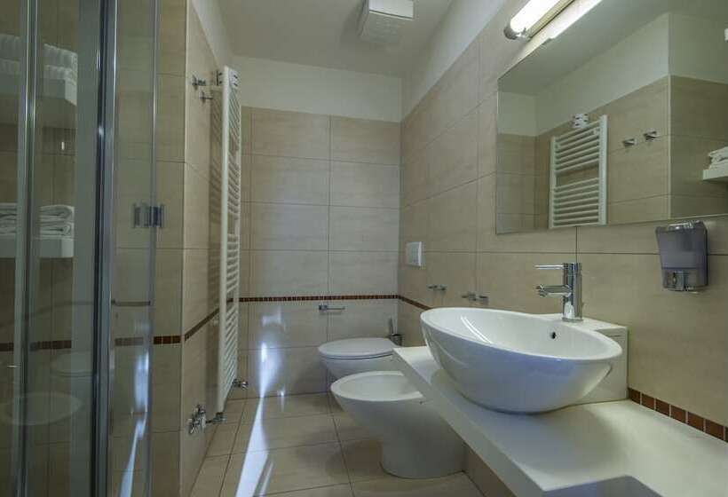 غرفة قياسية رباعية, Albergo Sant'Emidio