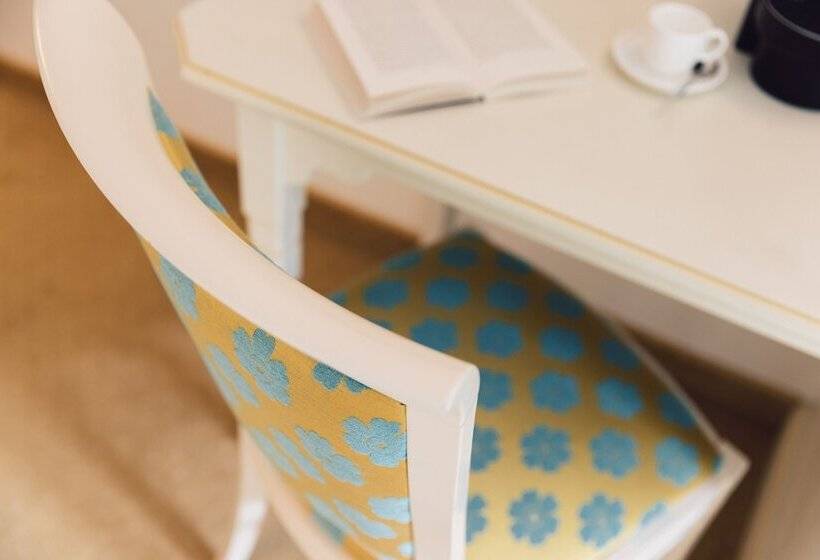 חדר סטנדרט יחיד, Alpenpalace Luxury Hideaway & Spa Retreat