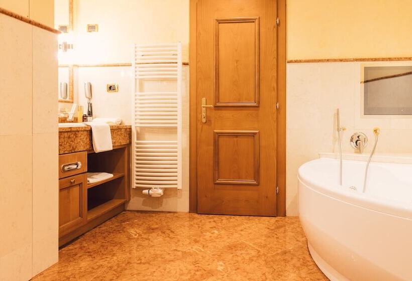 Люкс, Alpenpalace Luxury Hideaway & Spa Retreat