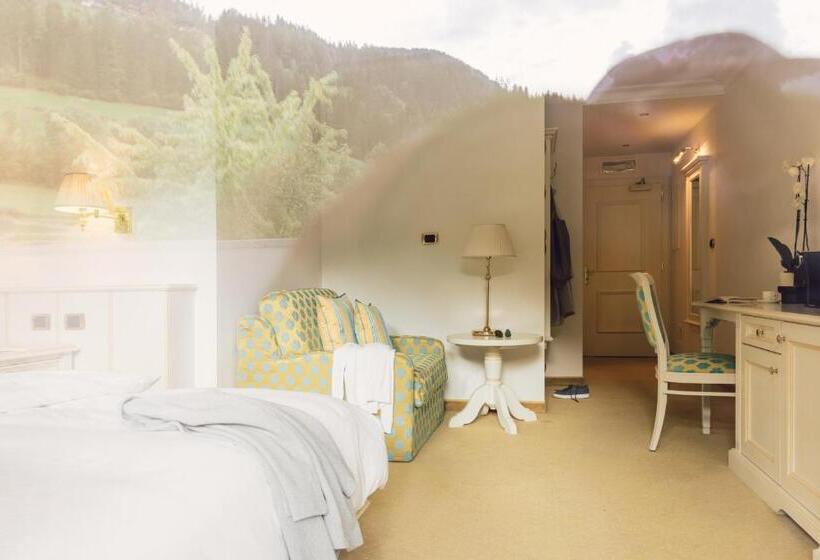 חדר סטנדרט יחיד, Alpenpalace Luxury Hideaway & Spa Retreat