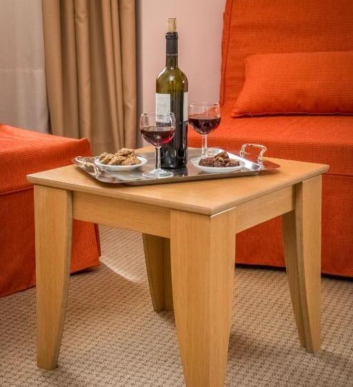 주니어 스위트, Apollo Resort Art