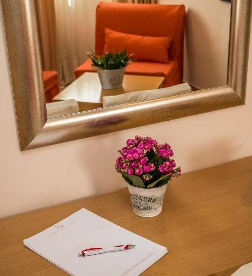 주니어 스위트, Apollo Resort Art