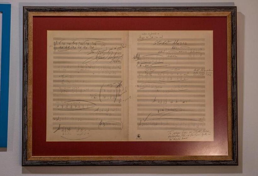 스위트, Apollo Resort Art