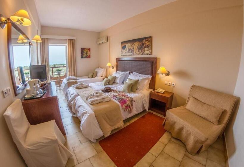 스탠다드 트리플 룸, Apollo Resort Art