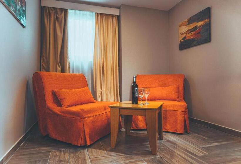 주니어 스위트, Apollo Resort Art