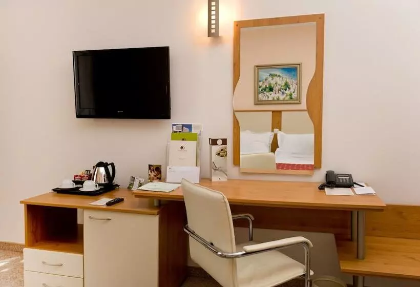 公園の見えるスタンダードルーム, Apollo Spa Resort   Ultra All Inclusive, Indoor And Outdoor Pools & Free Beach