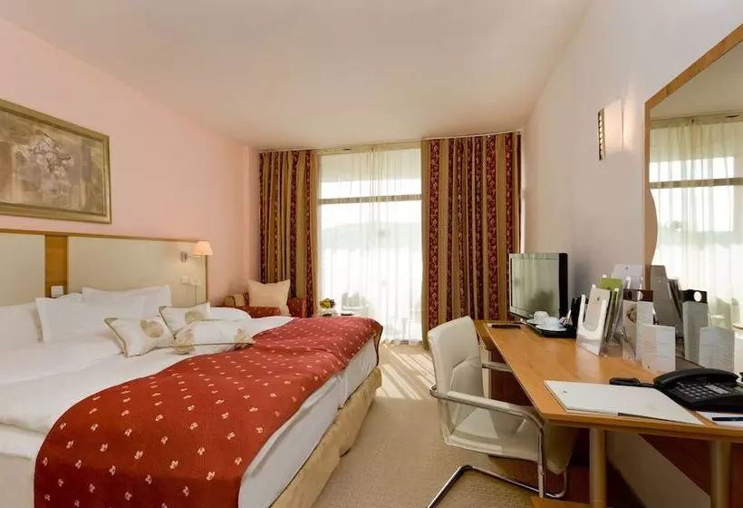 公園の見えるスタンダードルーム, Apollo Spa Resort   Ultra All Inclusive, Indoor And Outdoor Pools & Free Beach