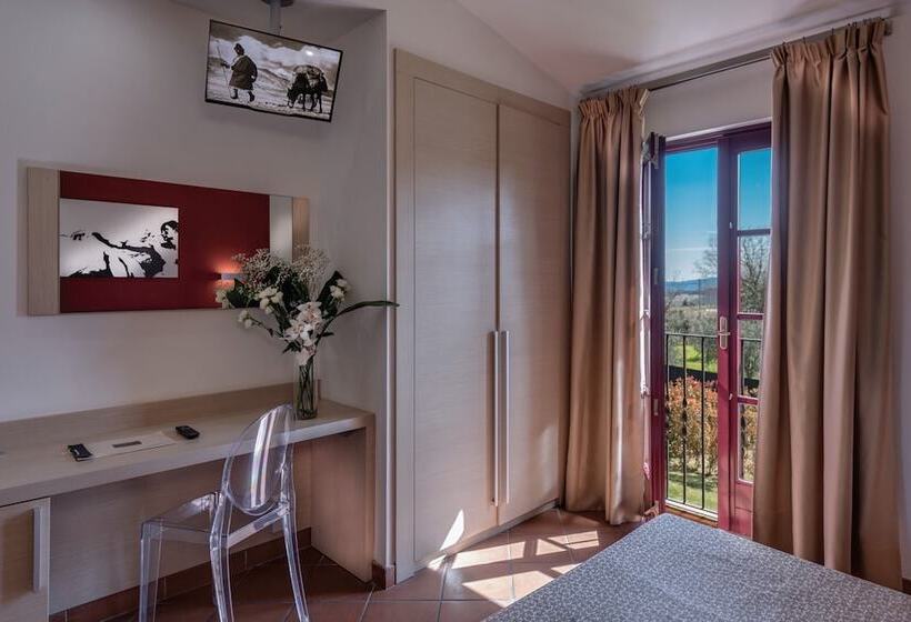 غرفة كومفورت, & Restaurant Casolare Le Terre Rosse