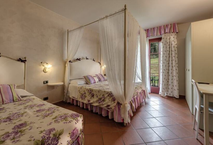 غرفة قياسية ثلاثية, & Restaurant Casolare Le Terre Rosse