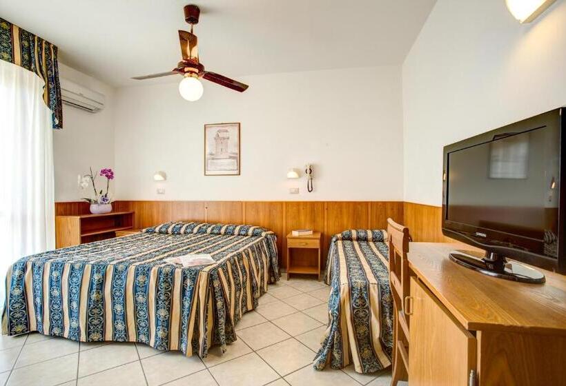 スタンダードトリプルルーム, Genzianella