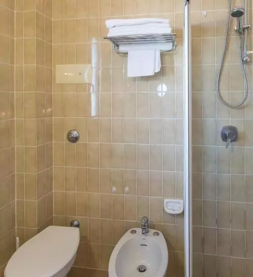Perhehuone, Genzianella