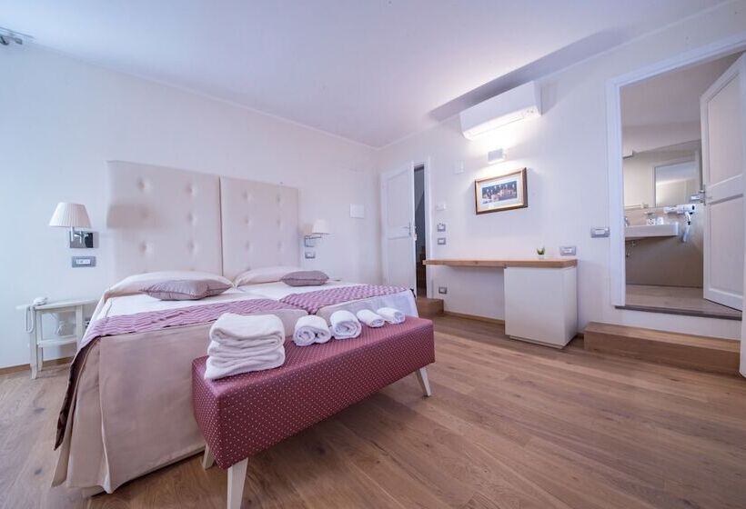 اتاق استاندارد, Il Palazzo