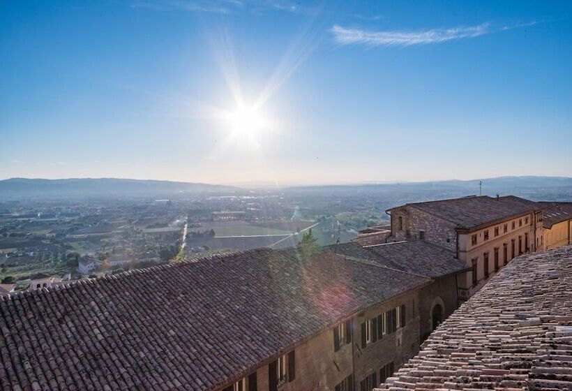 سوییت, Il Palazzo