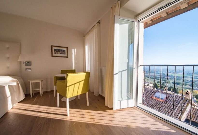 سوییت, Il Palazzo