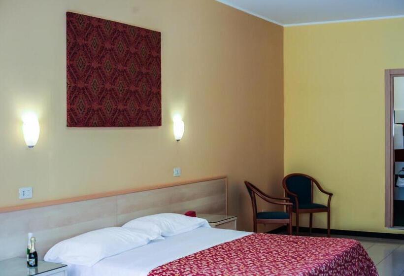 4인용 수피리어 룸, La Piramide