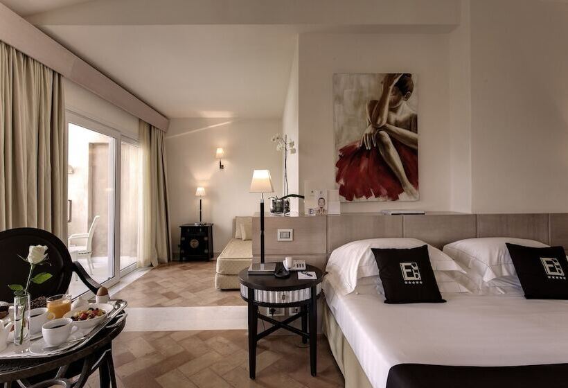 سوییت جونیور با چشم‌انداز دریا, L'Ea Bianca Luxury Resort
