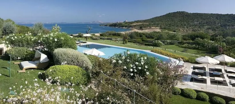 سوییت جونیور با چشمانداز دریا, L'Ea Bianca Luxury Resort