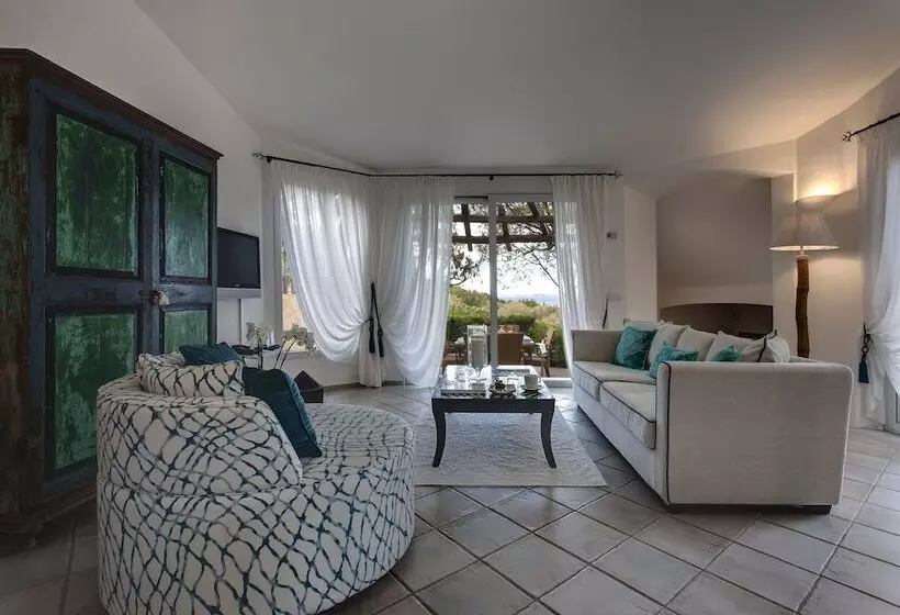 ویلا دلوکس 3 خوابه, L'Ea Bianca Luxury Resort