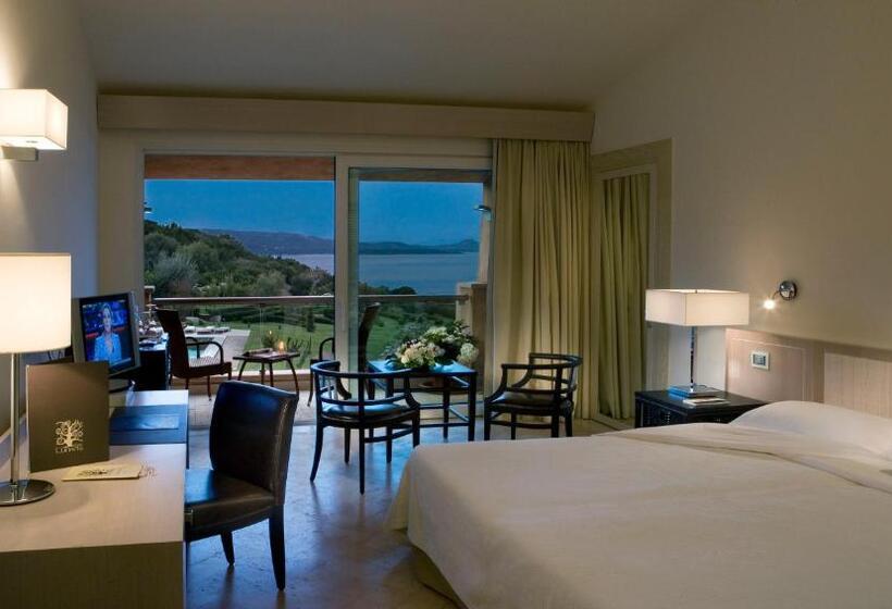 غرفة سوبيريور مطلّة علي البحر, L'Ea Bianca Luxury Resort