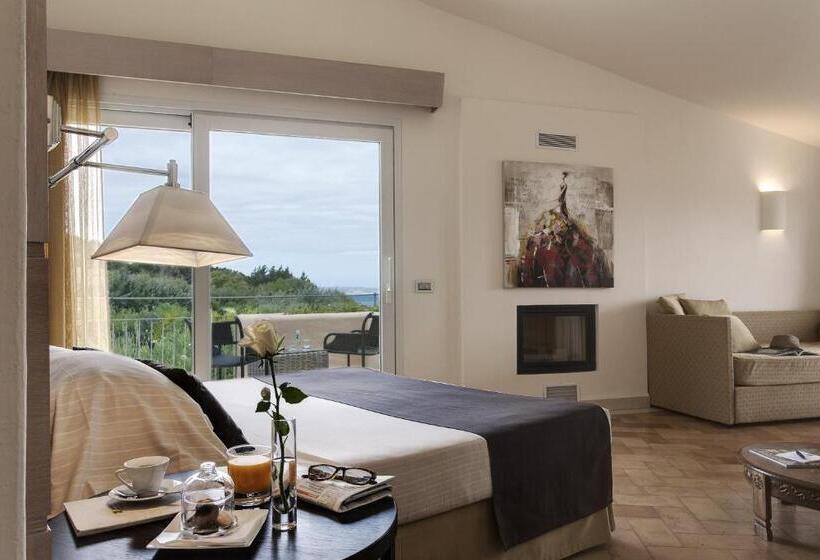 סוויטת ג'וניור נוף לים, L'Ea Bianca Luxury Resort