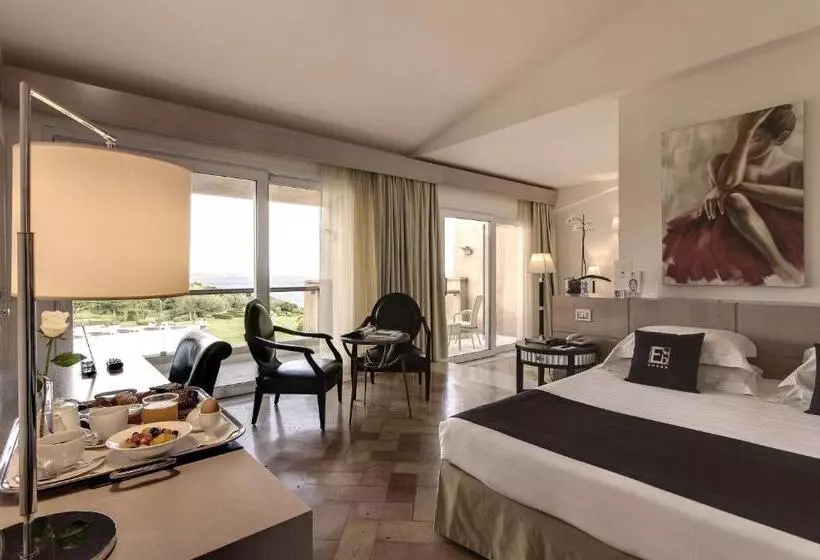 سوییت جونیور با چشمانداز دریا, L'Ea Bianca Luxury Resort