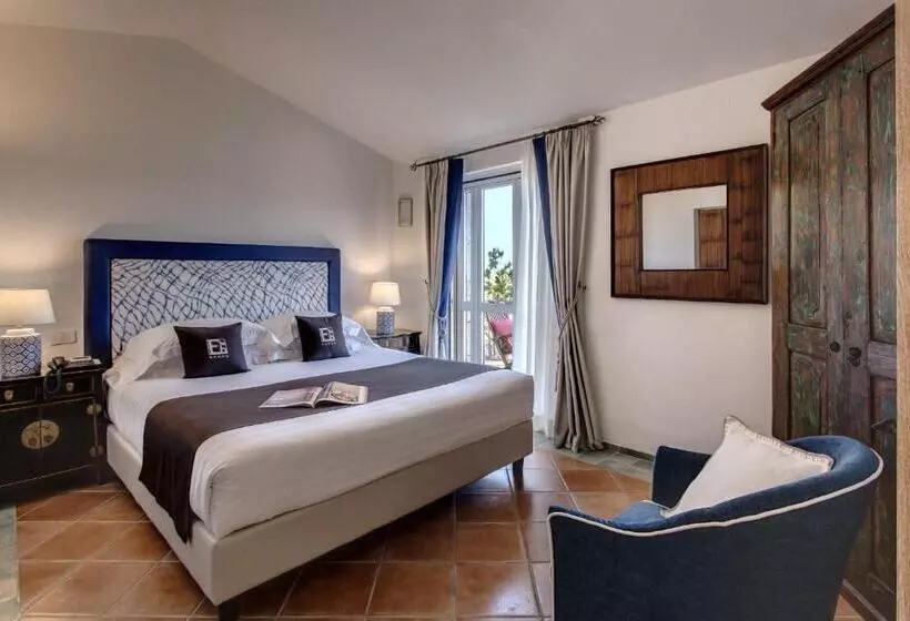 ویلای 3 خوابه, L'Ea Bianca Luxury Resort